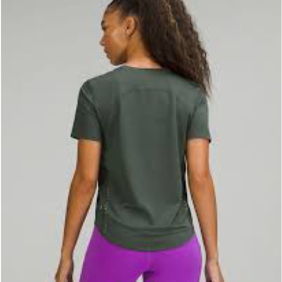 High-Neck Running and Training T-Shirt - Picture 3 of 6